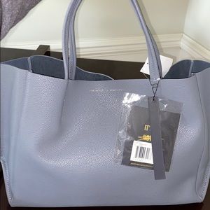 Ampersand As Apostrophe sideways tote